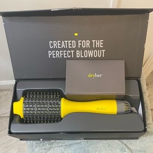 Drybar The Double Shot Oval Blow-Dryer Brush